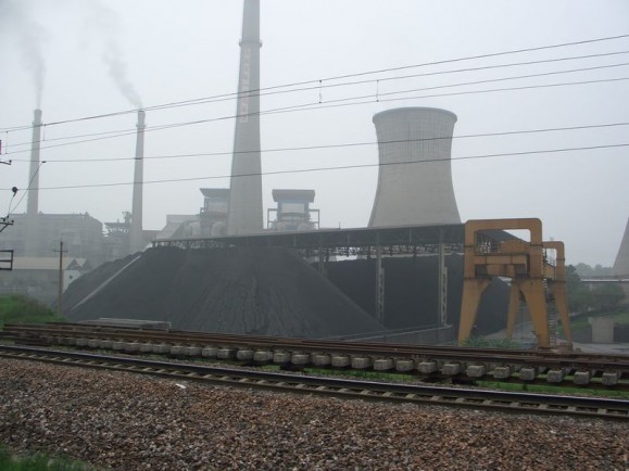 Kinesisk kullkraftverk (foto: Wikimedia Commons. CC: by-sa)