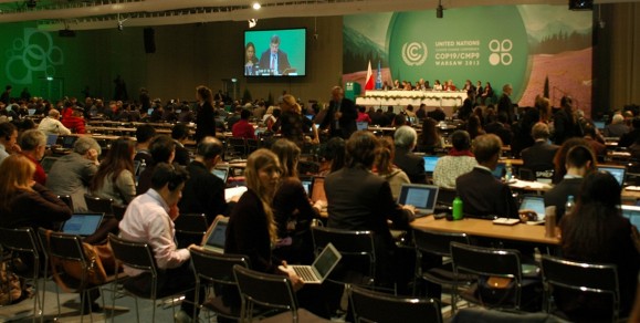 Plenumssalen under klimaforhandlingene i Warszawa (foto: Erik Martiniussen)