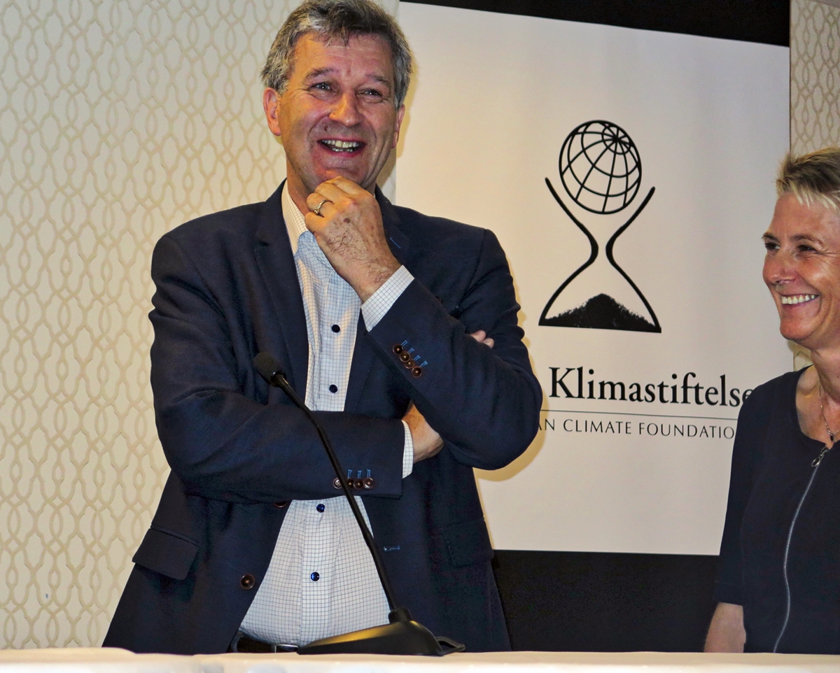 Bernt Bremdal og Anne Jorun Aas under paneldebatten (foto: Tellef Øgrim)